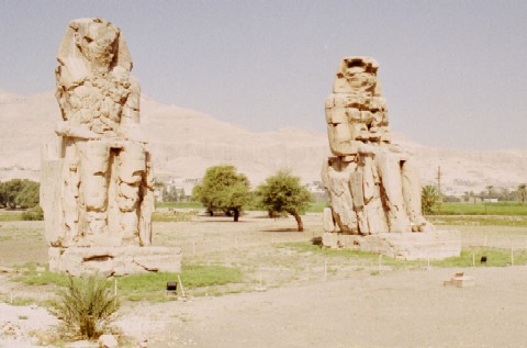 Die Memnon-Kolosse