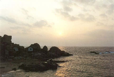 Sonnenaufgang Tanote Bay